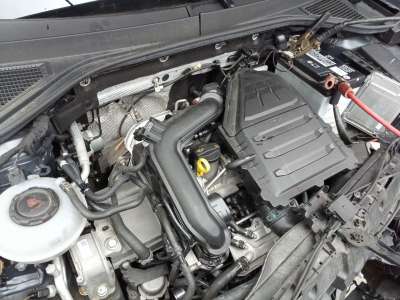 Recambio de caja cambios para volkswagen t-roc 2017- advance style referencia OEM IAM 0AJ300043M  
