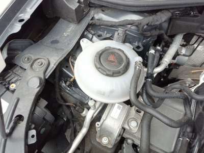 Recambio de deposito expansion para volkswagen t-roc 2017- advance style referencia OEM IAM 5Q0121407M  