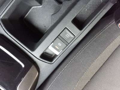 Recambio de palanca freno para volkswagen t-roc 2017- advance style referencia OEM IAM 2GA927225  