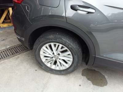 Recambio de paso rueda trasero derecho para volkswagen t-roc 2017- advance style referencia OEM IAM 2GA810972B  