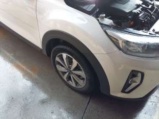 Recambio de amortiguador delantero derecho para kia stonic (ybcuv) 2017- drive referencia OEM IAM 54660H8750  