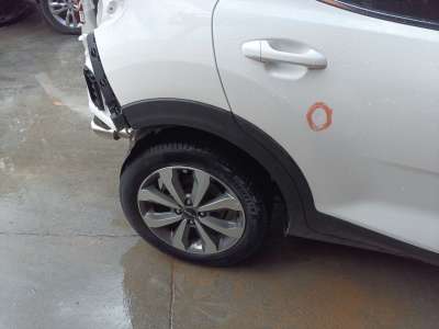 Recambio de amortiguador trasero derecho para kia stonic (ybcuv) 2017- drive referencia OEM IAM 55310H8600  