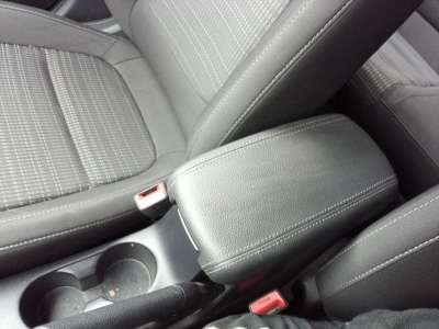 Recambio de apoyabrazos central para kia stonic (ybcuv) 2017- drive referencia OEM IAM 84660H8000WK  