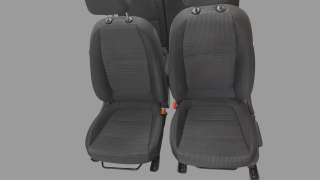 Recambio de juego asientos completo para kia stonic (ybcuv) 2017- drive referencia OEM IAM 88160H8000  