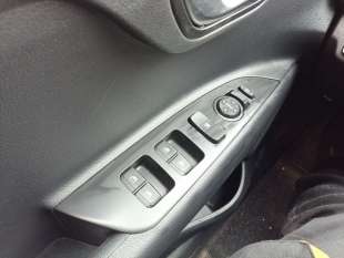 Recambio de mando elevalunas delantero izquierdo para kia stonic (ybcuv) 2017- drive referencia OEM IAM 93570H8000WK  
