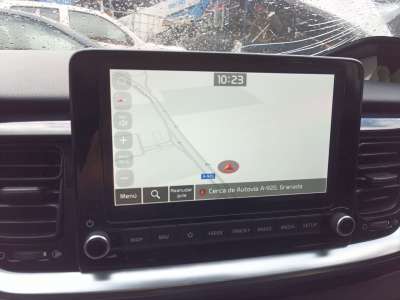 Recambio de sistema navegacion gps para kia stonic (ybcuv) 2017- drive referencia OEM IAM 96560H8461FHV  