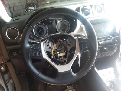 Recambio de volante para suzuki vitara 2015- 1.5 strong hybrid gle 2wd referencia OEM IAM 4811060P31GJL  