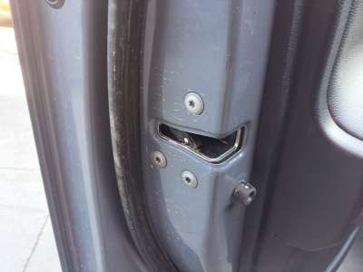 Recambio de cerradura puerta delantera izquierda para subaru solterra yeam15 - solterra referencia OEM IAM 6904042310  
