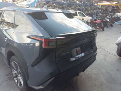 Recambio de porton trasero para subaru solterra yeam15 - solterra referencia OEM IAM 6700542711  