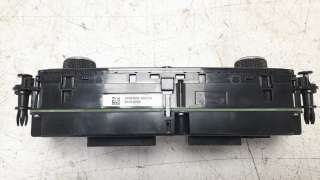 Recambio de mando climatizador para seat arona 2017- fr referencia OEM IAM 6F0907044M  