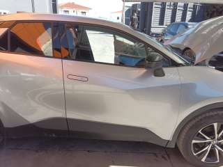 Recambio de puerta delantera derecha para toyota c-hr (_x1_) 2016- 2.0 hybrid (maxh10) referencia OEM IAM 67001F4060  