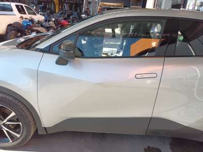 Recambio de puerta delantera izquierda para toyota c-hr (_x1_) 2016- 2.0 hybrid (maxh10) referencia OEM IAM 67002F4060  