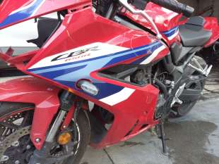 Recambio de carenado delantero izquierdo para honda cbr (601cc - ) - cbr 650 r (rh01) referencia OEM IAM 64220MKYE10ZA  
