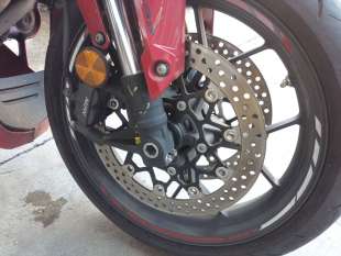 Recambio de disco de freno delantero derecho para honda cbr (601cc - ) - cbr 650 r (rh01) referencia OEM IAM 45120MKND51  