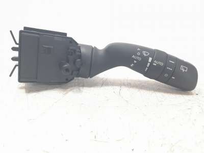 Recambio de mando limpia para toyota rav4 2018- hybrid 4x2 advance referencia OEM IAM 8465242200  