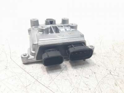 Recambio de modulo electronico para toyota rav4 2018- hybrid 4x2 advance referencia OEM IAM 8957112010 9E062479 