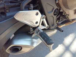 Recambio de estribo lateral para honda cb (501cc - ) - cb 650 f (rc75) referencia OEM IAM 50600MJED00  