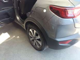Recambio de amortiguador trasero izquierdo para kia stonic (ybcuv) 2017- concept referencia OEM IAM 55310H8850  