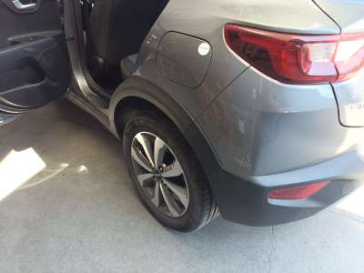Recambio de amortiguador trasero izquierdo para kia stonic (ybcuv) 2017- concept referencia OEM IAM 55310H8850  