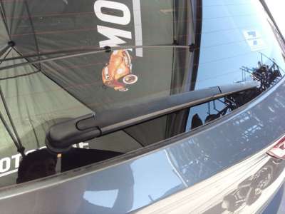 Recambio de brazo limpia trasero para kia stonic (ybcuv) 2017- concept referencia OEM IAM 988112P000  