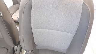 Recambio de juego asientos completo para kia stonic (ybcuv) 2017- concept referencia OEM IAM 88160H8000SJG  