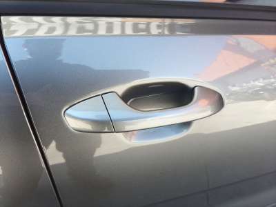 Recambio de maneta exterior delantera derecha para kia stonic (ybcuv) 2017- concept referencia OEM IAM 82661H8700  