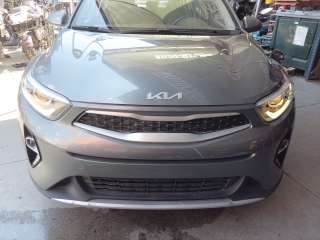 Recambio de morro completo para kia stonic (ybcuv) 2017- concept referencia OEM IAM 86511H8400  