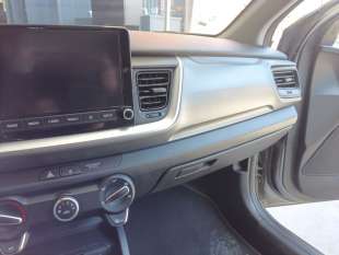 Recambio de ventilador calefaccion para kia stonic (ybcuv) 2017- concept referencia OEM IAM 97113H8000  