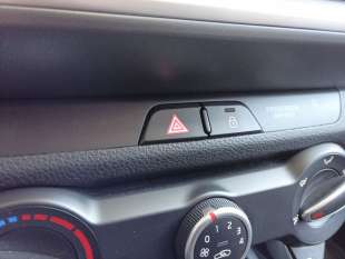 Recambio de warning para kia stonic (ybcuv) 2017- concept referencia OEM IAM 93790H8010WK  