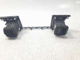 Recambio de rejilla aireadora para kia stonic (ybcuv) 2017- 1.2 cat referencia OEM IAM 84740H8AE0WLE  