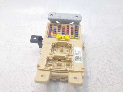 Recambio de caja reles / fusibles para kia stonic (ybcuv) 2017- 1.2 cat referencia OEM IAM 91955H8570  
