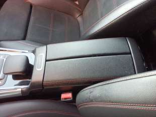 Recambio de apoyabrazos central para mercedes-benz clase gla (bm 247) 2020- gla 200 (247.787) referencia OEM IAM A1776806603  