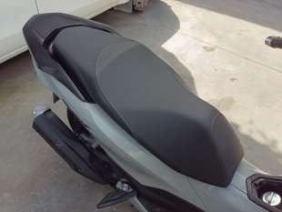 Recambio de asiento para honda pcx - pcx 125 (jk05) referencia OEM IAM 77200K1ZJ10ZC  