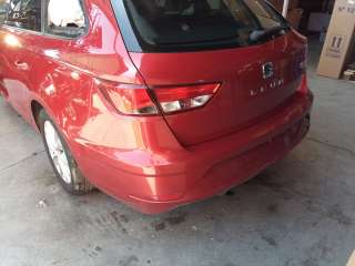Recambio de paragolpes trasero para seat leon st (5f8) 2012-2020 1.5 tgi referencia OEM IAM 5F9807421AD  