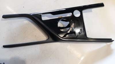 Recambio de moldura para kia niro (sg2) 2022- hybrid concept referencia OEM IAM 84651AT000  