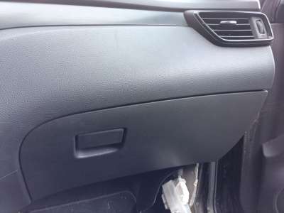 Recambio de guantera para nissan qashqai ii (j11, j11_) 2013- 1.3 dig-t referencia OEM IAM 68510HV01A  