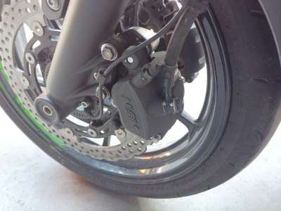 Recambio de pinza de freno delantera derecha para kawasaki z ( - 899cc) - z 650 referencia OEM IAM 430800178DJ  