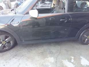 Recambio de estribos laterales para mini mini (f56) 2013- cooper se / electric referencia OEM IAM 51775A3DE51  