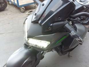 Recambio de moldura para kawasaki z ( - 899cc) - z 650 referencia OEM IAM 550605278GU  