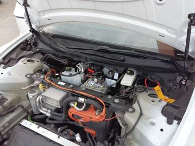 Recambio de brazo limpia delantero izquierdo para tesla model 3 (5yj3) 2017- ev awd referencia OEM IAM 174030500B  