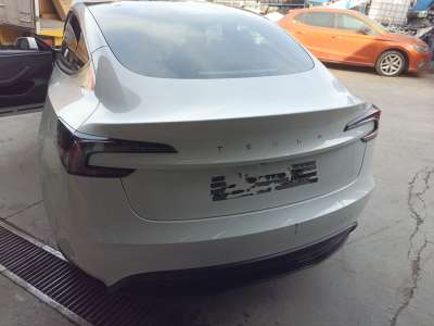 Recambio de cerradura maletero / porton para tesla model 3 (5yj3) 2017- ev awd referencia OEM IAM 1500604CNB  