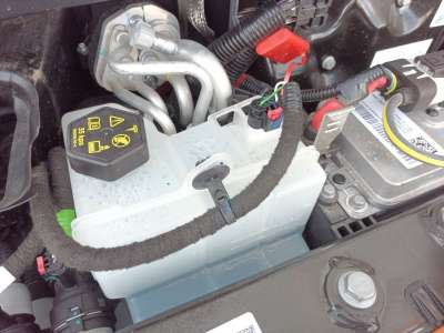 Recambio de deposito expansion para tesla model 3 (5yj3) 2017- ev awd referencia OEM IAM 160636400A  