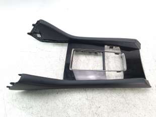 Recambio de moldura para mazda 3 berlina (bp) 2019- referencia OEM IAM BDGG64341  