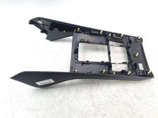 Recambio de moldura para mazda 3 berlina (bp) 2019- referencia OEM IAM BDGG64341  