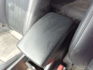 Recambio de apoyabrazos central para mazda cx-3 (dk) 2015- 2.0 skyactiv-g referencia OEM IAM DH4C64450A02  