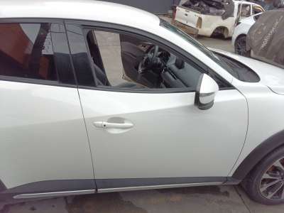 Recambio de puerta delantera derecha para mazda cx-3 (dk) 2015- 2.0 skyactiv-g referencia OEM IAM DGY15802XA  