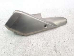 Recambio de moldura para honda cb 650r 2018- cb 650r referencia OEM IAM 18355MKYD50  