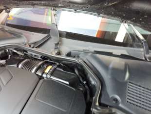 Recambio de brazo limpia delantero izquierdo para mercedes-benz cle - cle 220d referencia OEM IAM A2068203701  