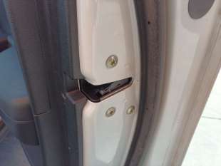 Recambio de cerradura puerta delantera derecha para kia sportage 2010-2016 drive 4x2 referencia OEM IAM 81320F1000  