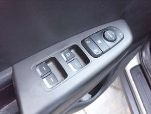 Recambio de mando elevalunas delantero izquierdo para kia sportage 2010-2016 drive 4x2 referencia OEM IAM 93571F1200 IAF580087KH